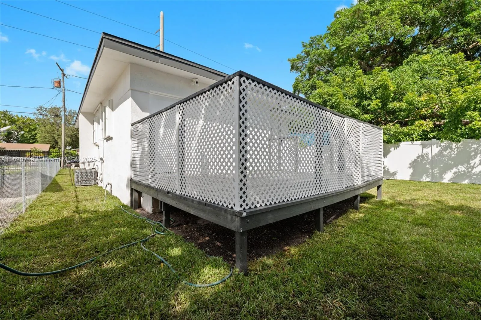 1842 NW 67th St