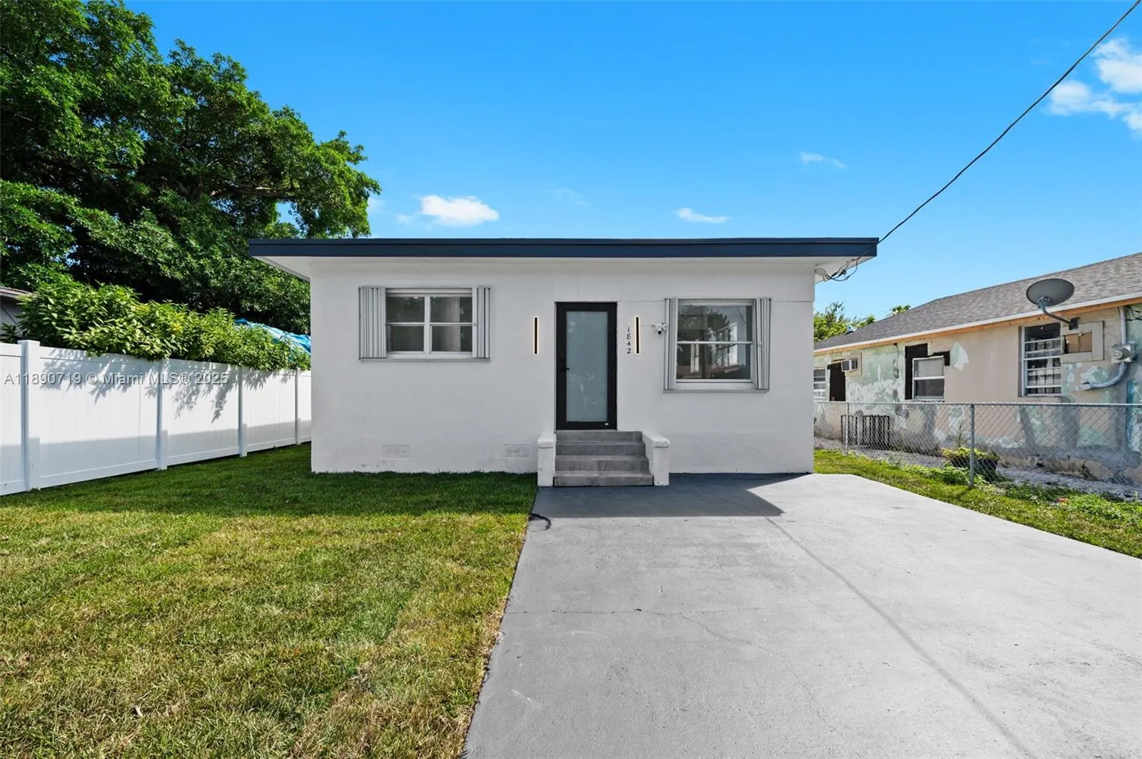 1842 NW 67th St