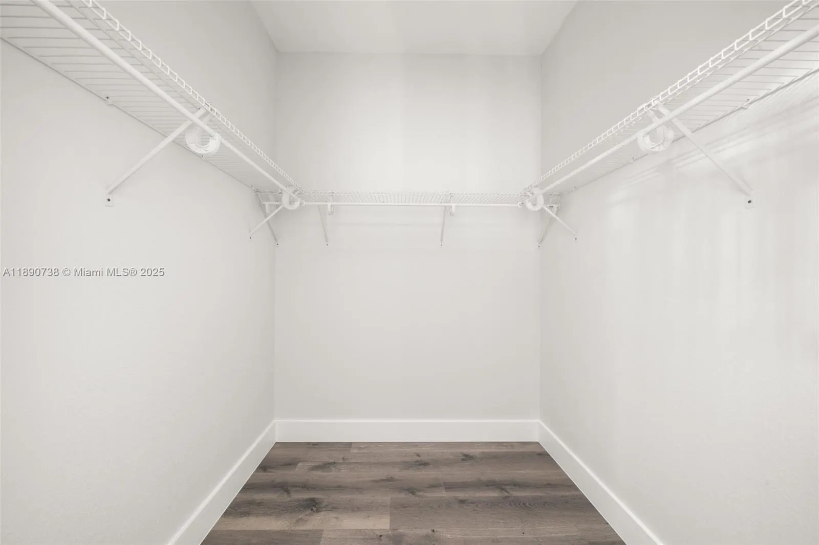 416 Lark Terrace