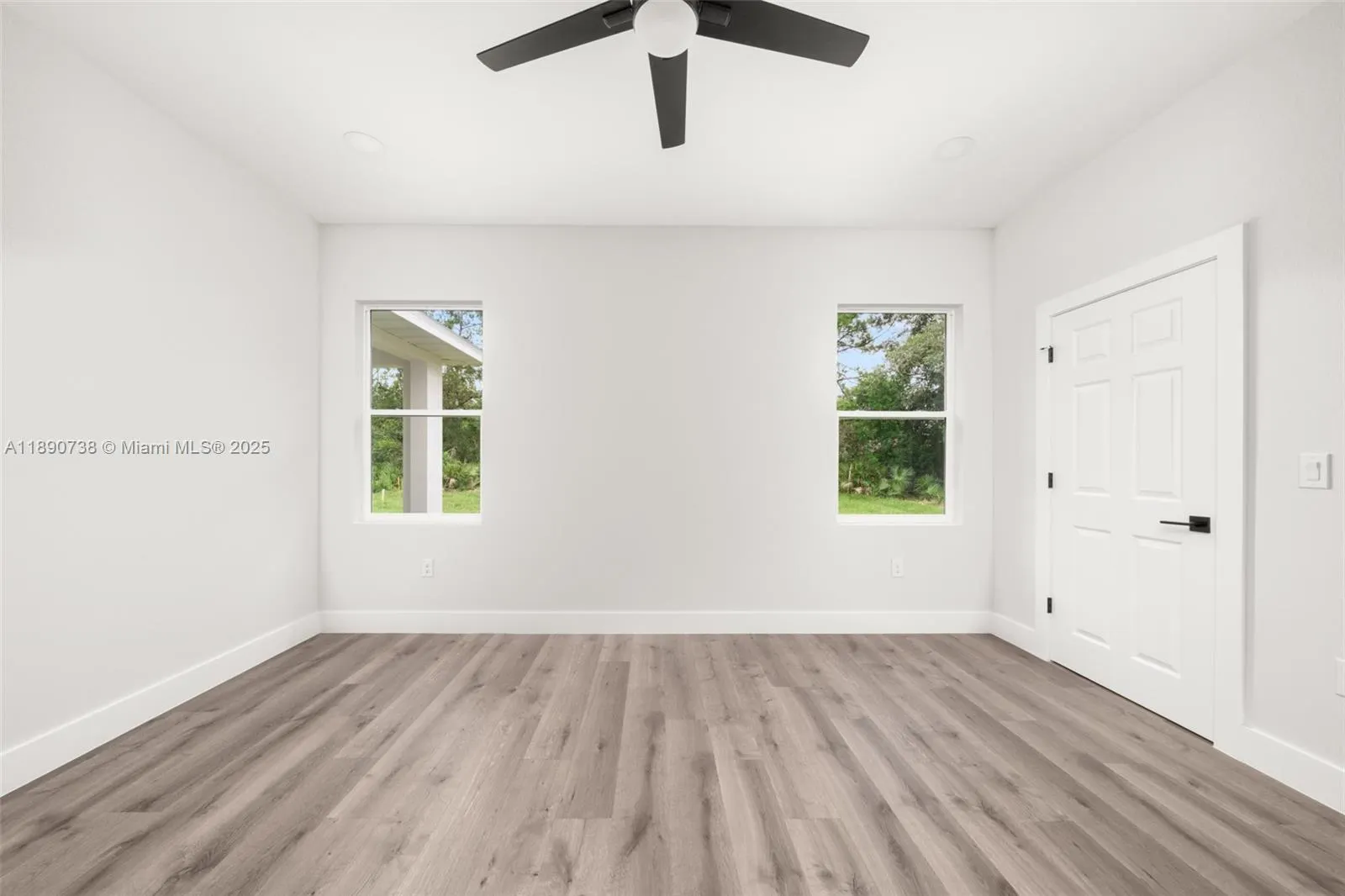 416 Lark Terrace