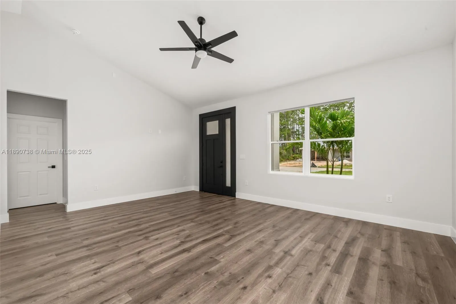 416 Lark Terrace
