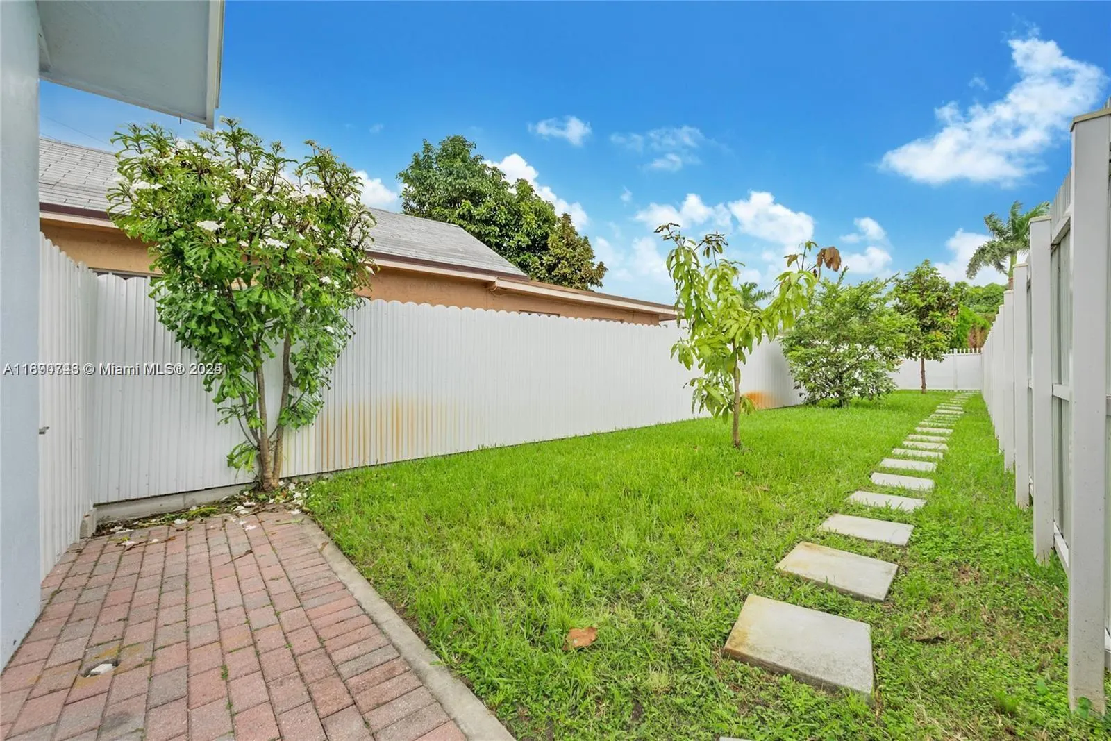 11480 SW 42nd Ter, #2