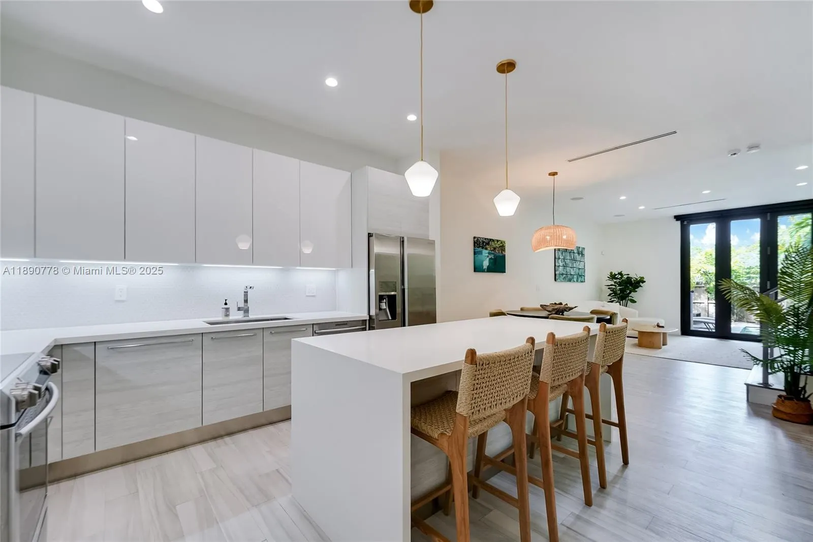 3110 Hibiscus St, #3110