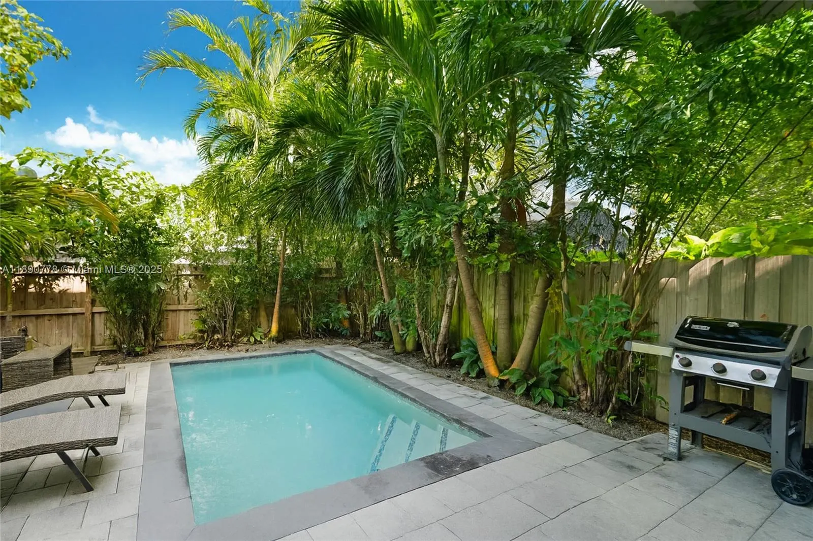 3110 Hibiscus St, #3110