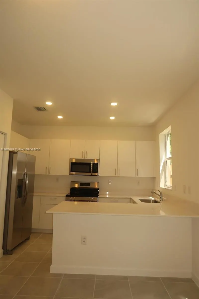 1533 SE 27th Rd