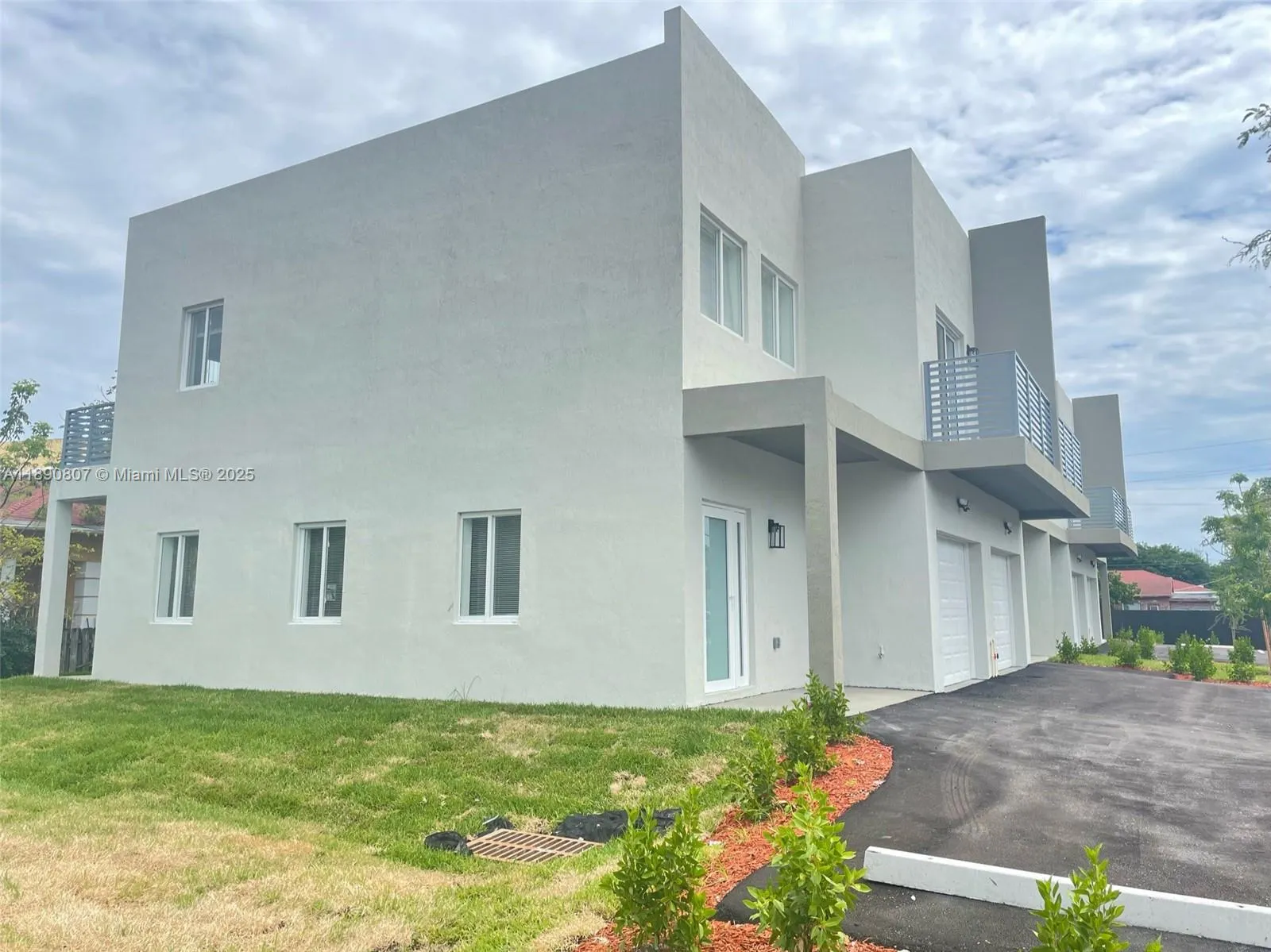 116 NW 10th St, #D