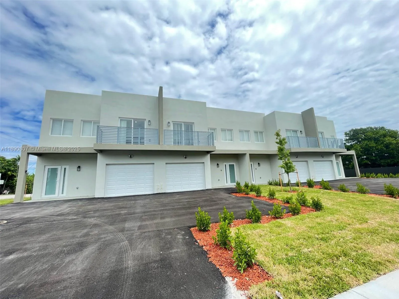 116 NW 10th St, #D