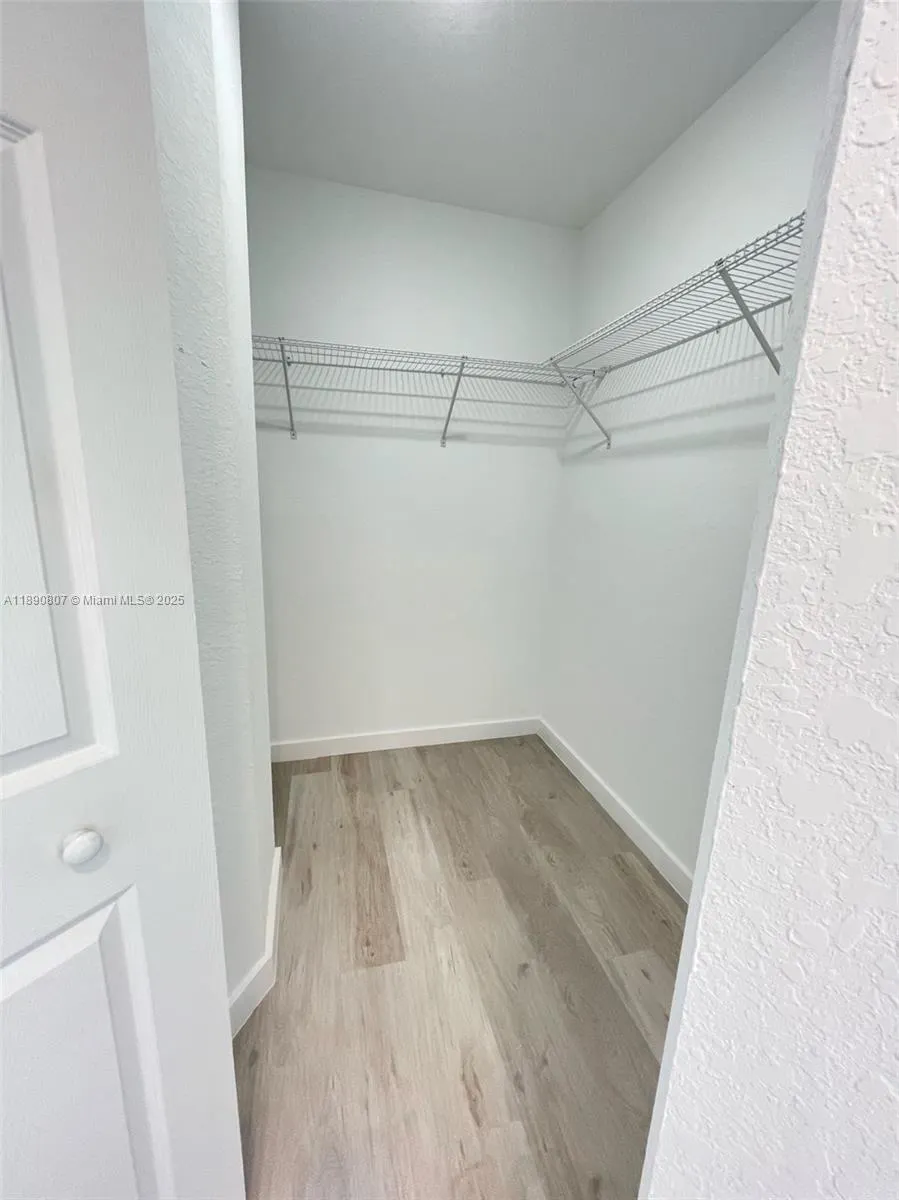116 NW 10th St, #D