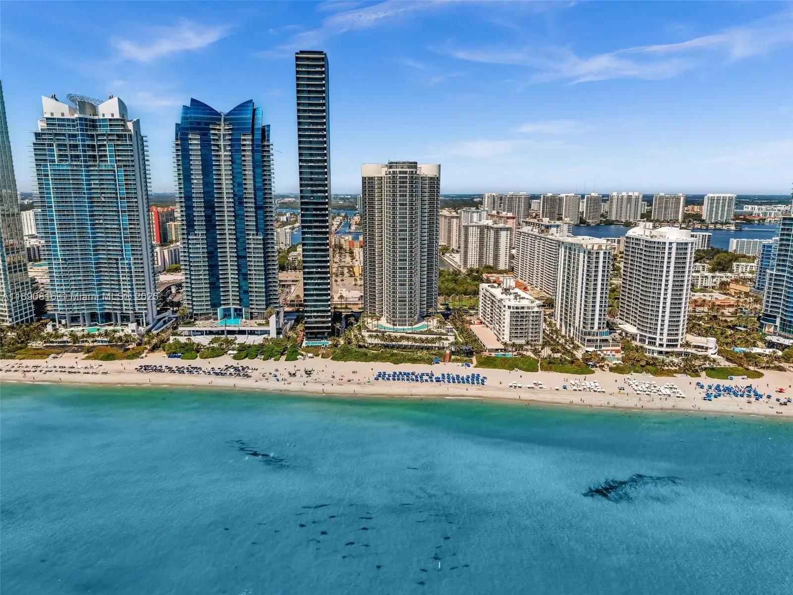 17201 Collins Ave, #1107