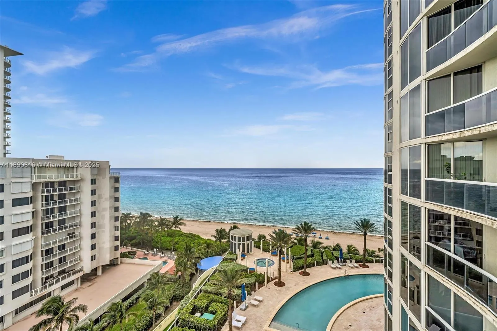 17201 Collins Ave, #1107