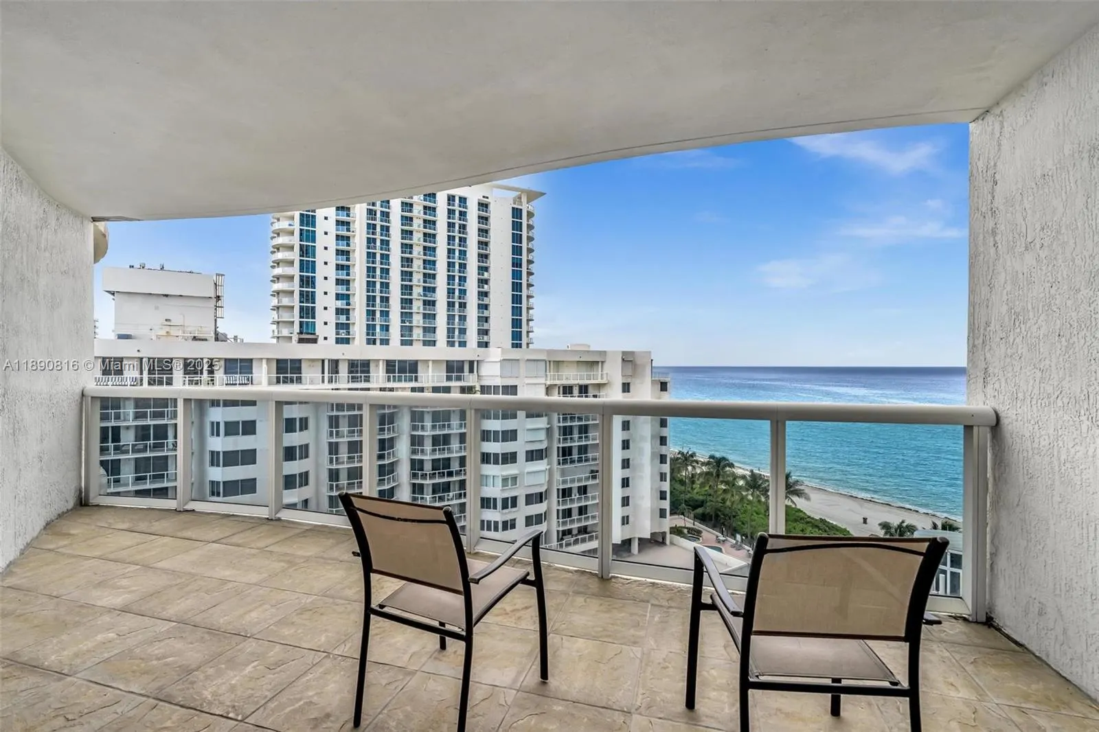 17201 Collins Ave, #1107