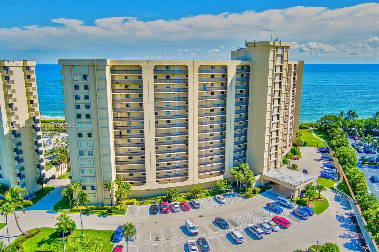100 Ocean Trail Way, #1402