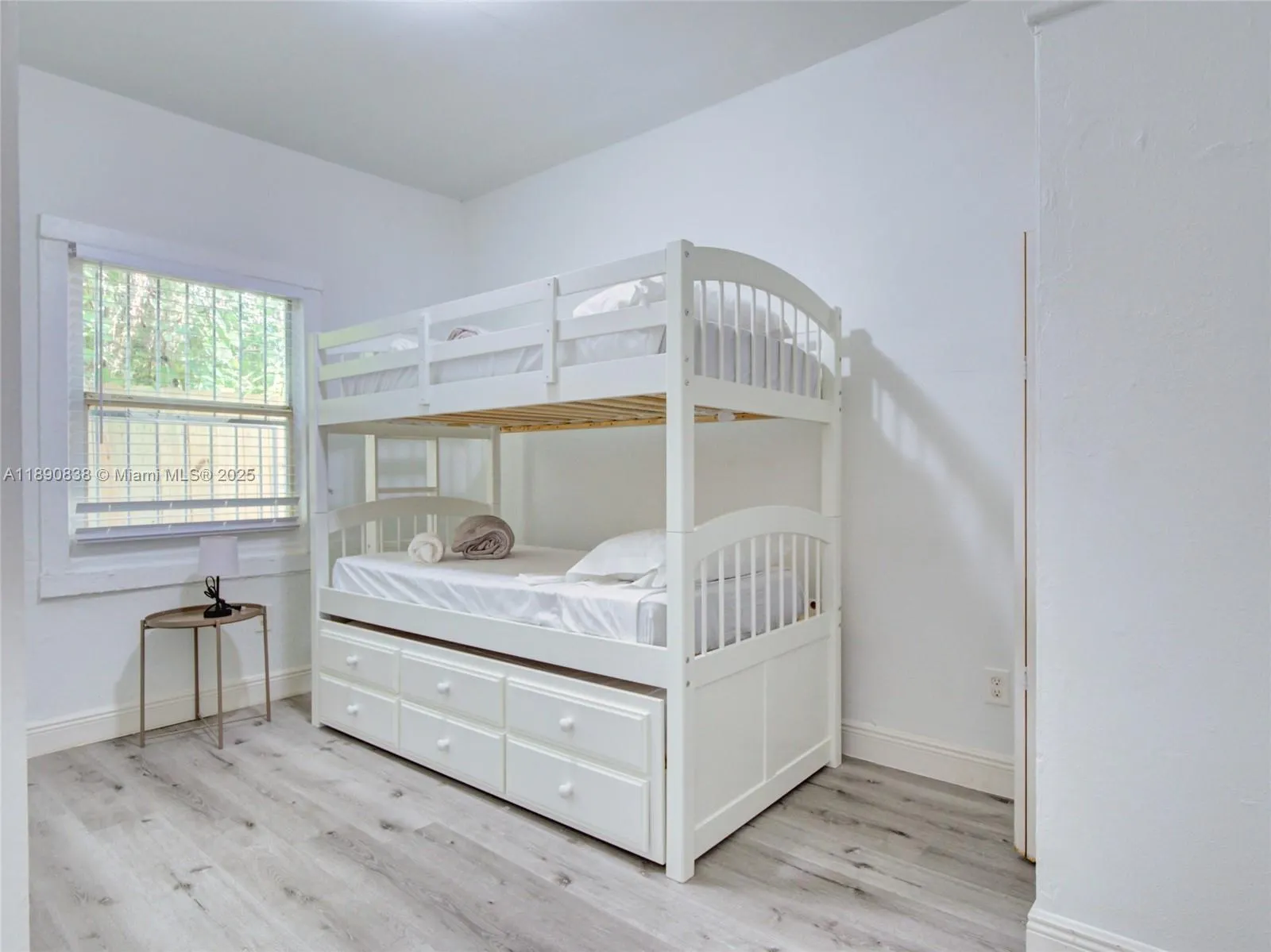 1845 NW 55th St