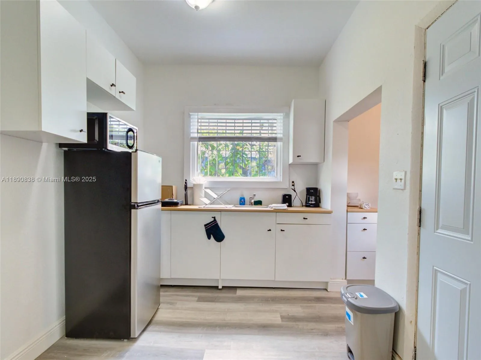 1845 NW 55th St