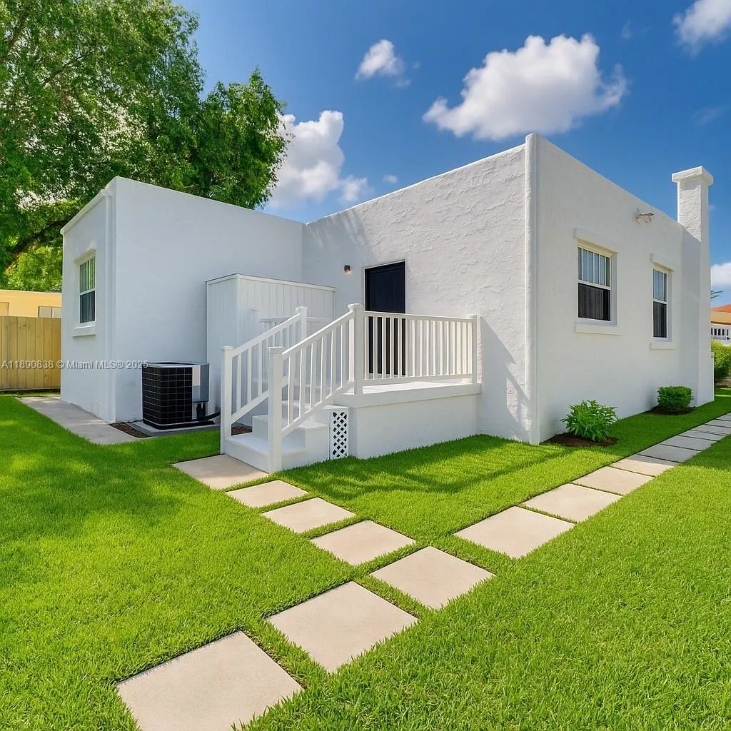 1845 NW 55th St