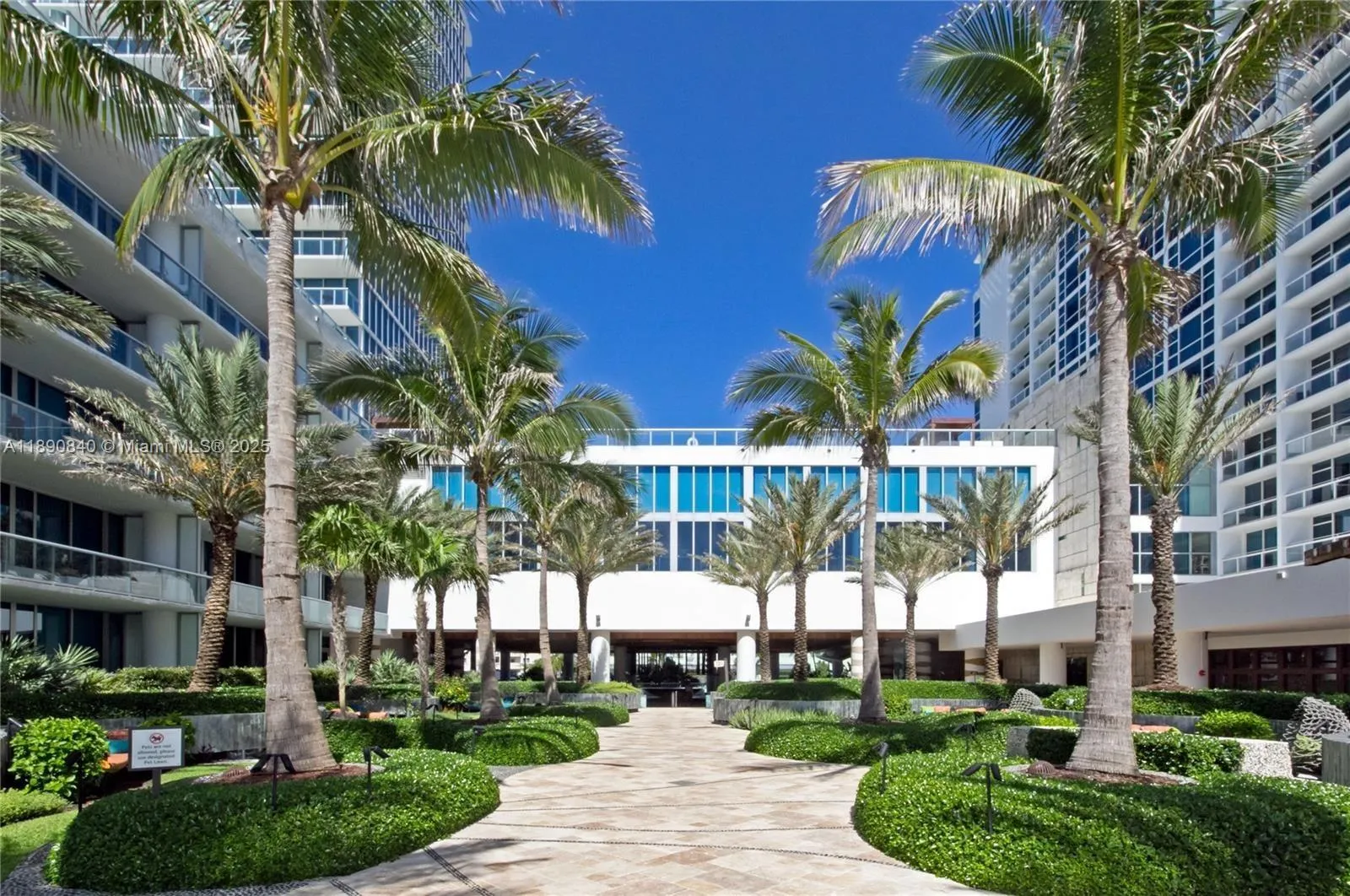 6899 Collins Ave, #1709