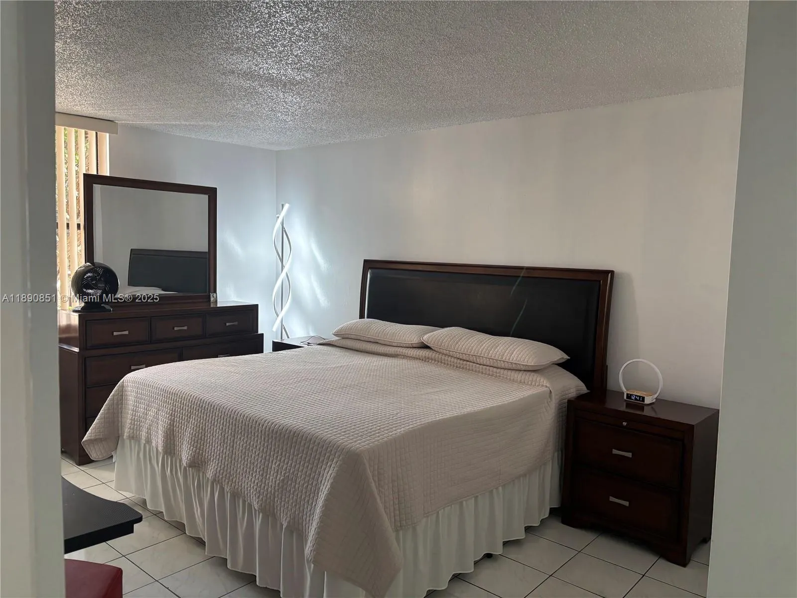 14501 N Kendall Dr, #207H
