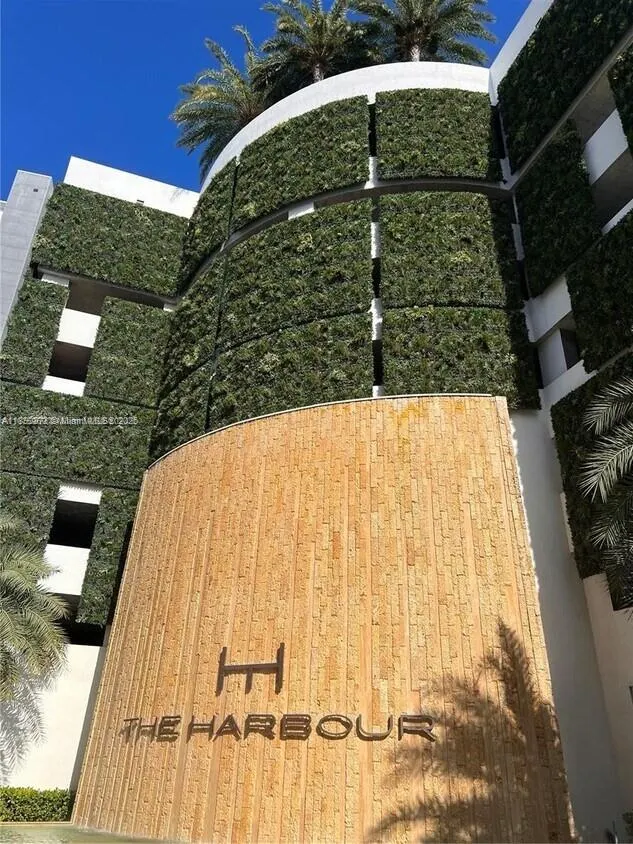 16385 Biscayne Blvd, #3018