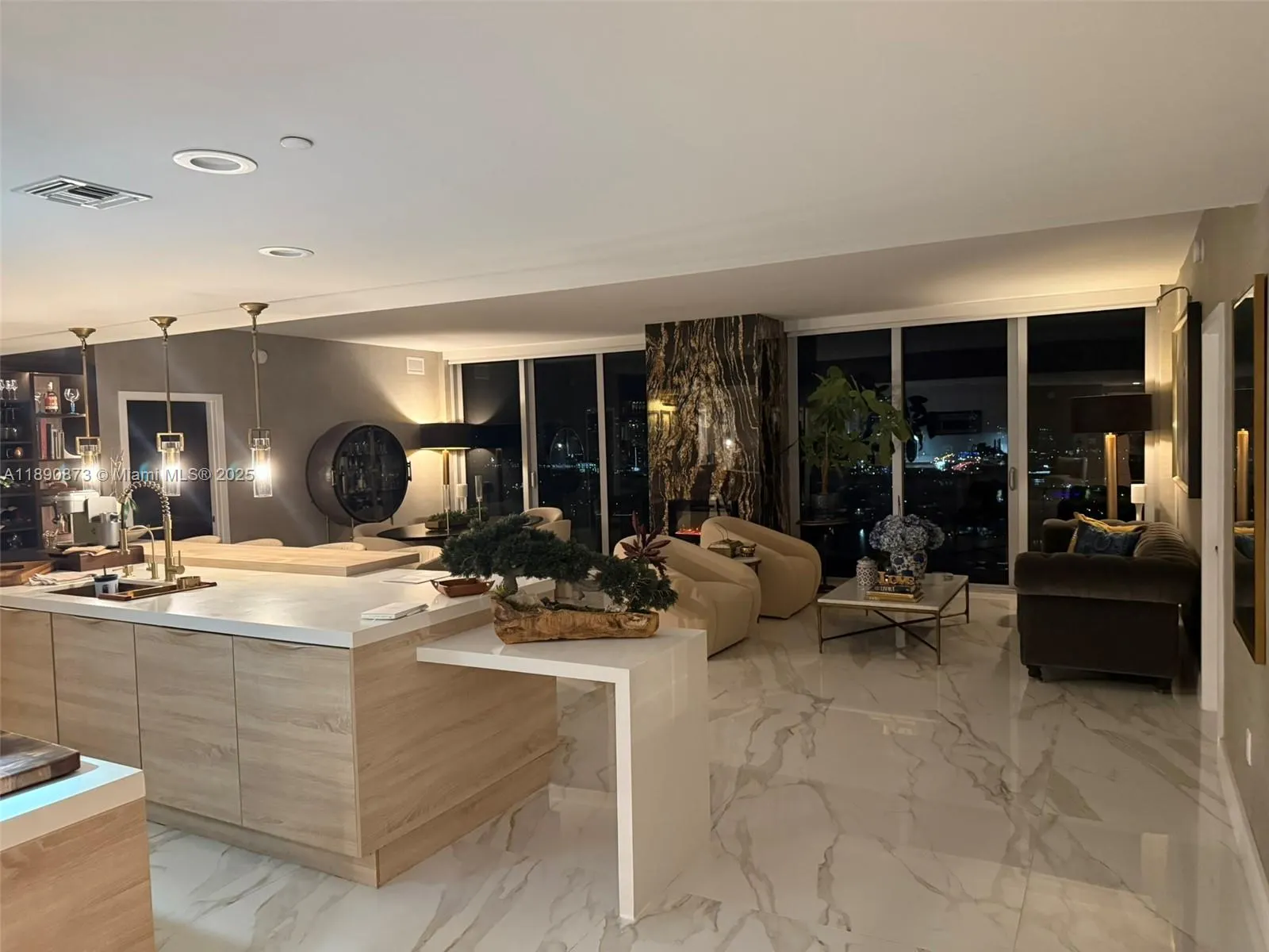 16385 Biscayne Blvd, #3018