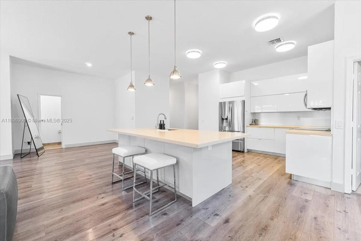 830 Lavender Cir