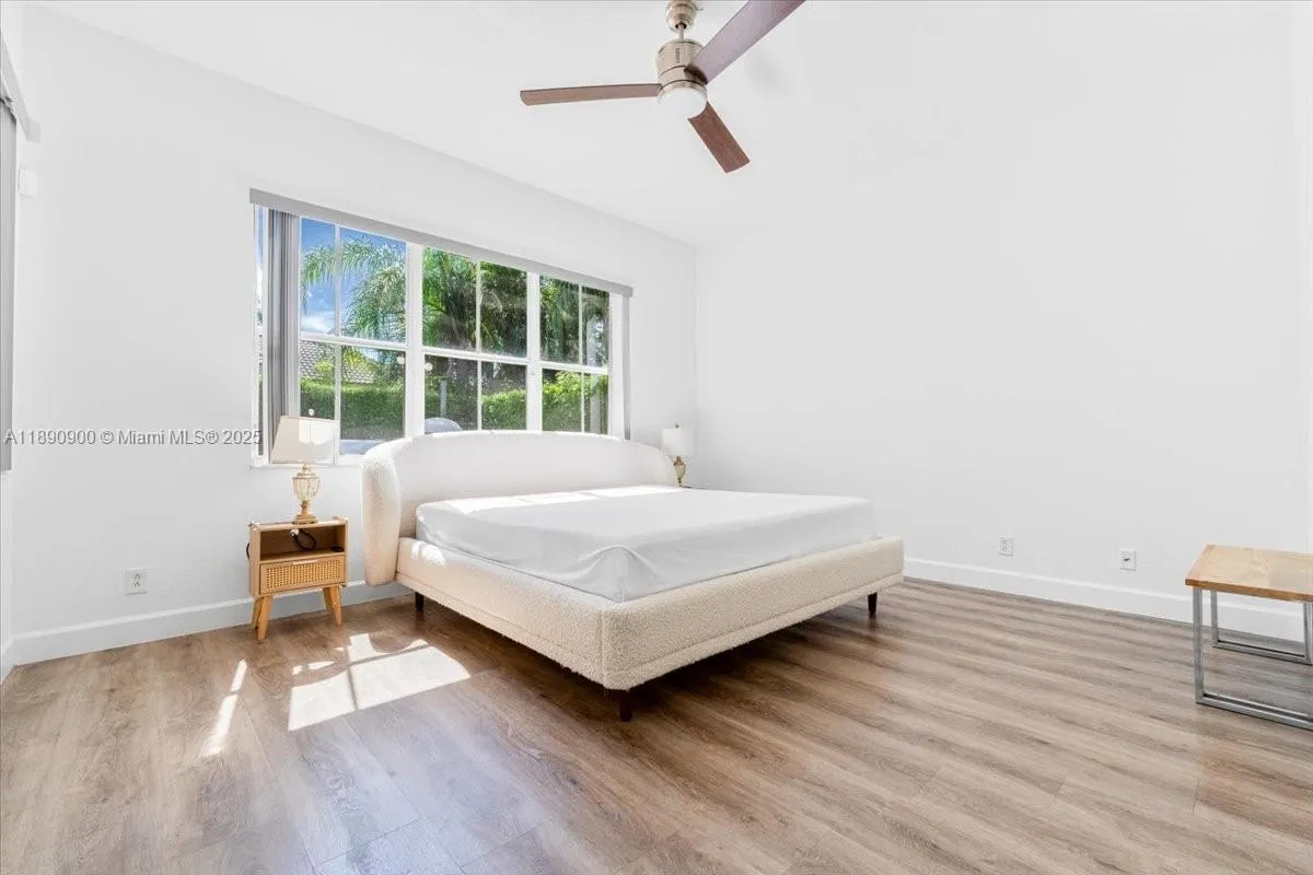 830 Lavender Cir