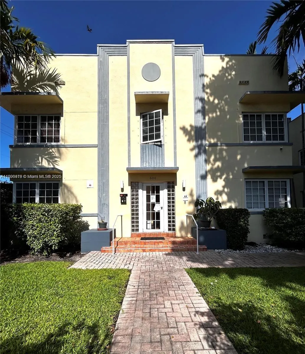 600 Euclid Ave, #6B