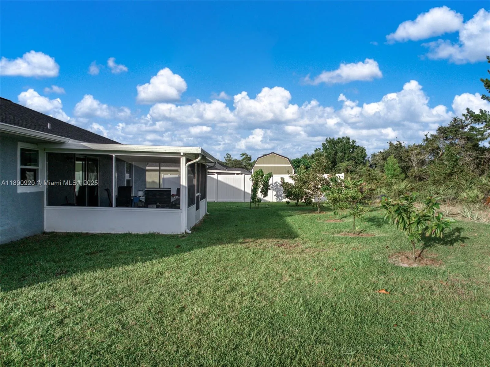 112 Bimini St NE