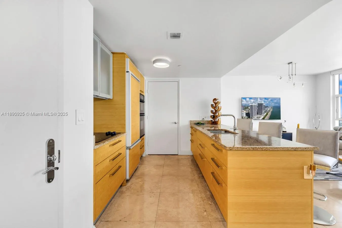 1830 S Ocean Dr, #4807