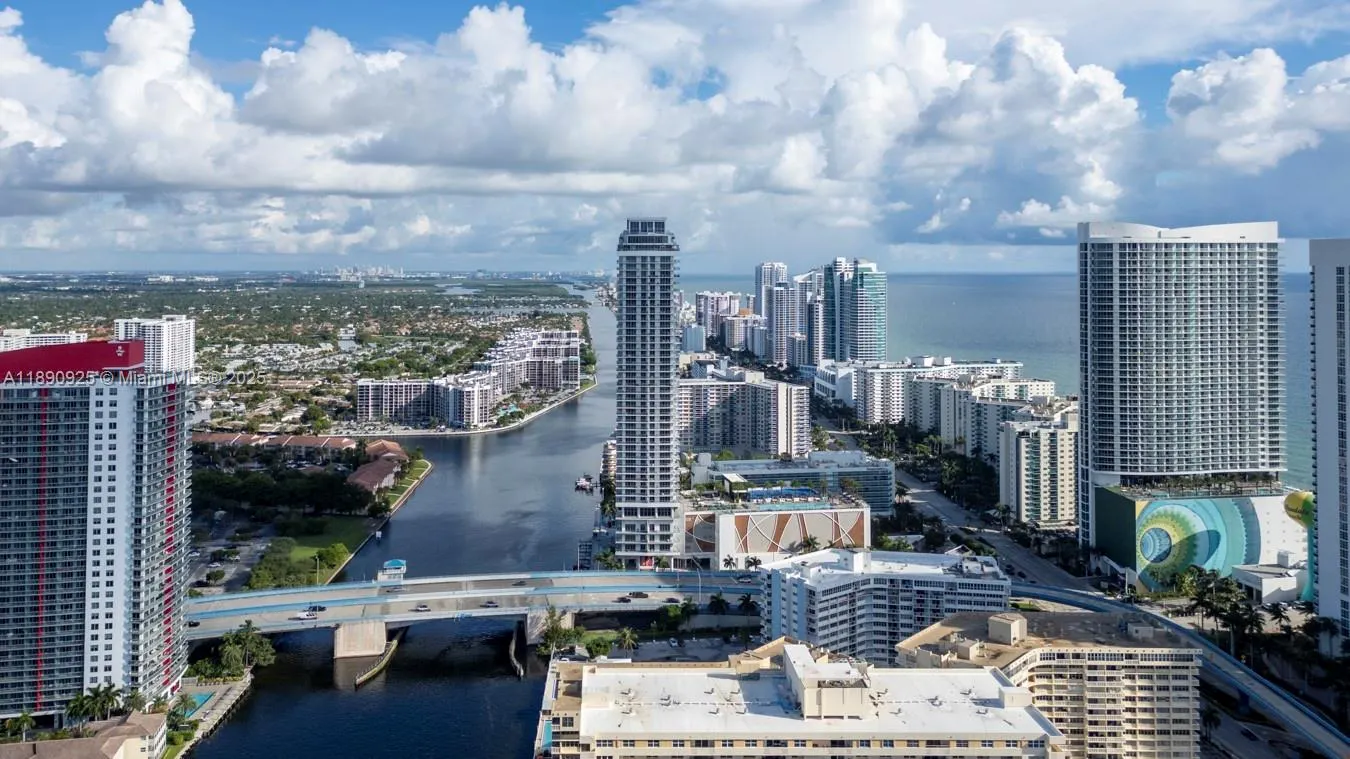 1830 S Ocean Dr, #4807