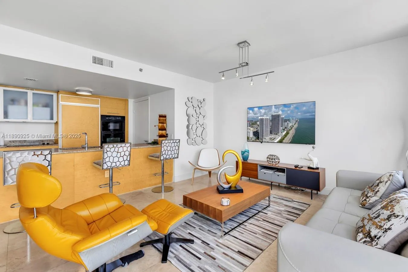1830 S Ocean Dr, #4807