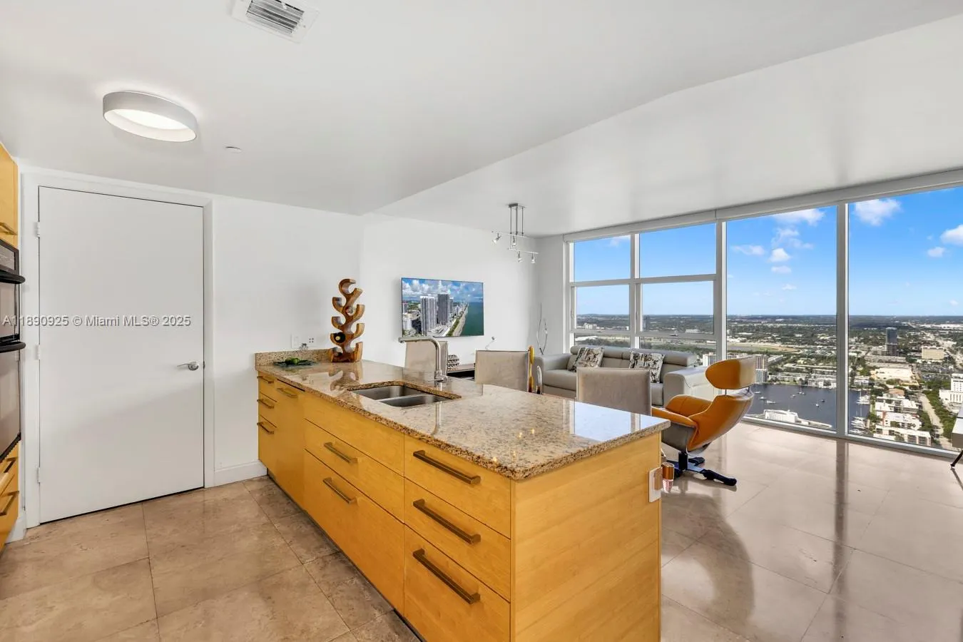 1830 S Ocean Dr, #4807