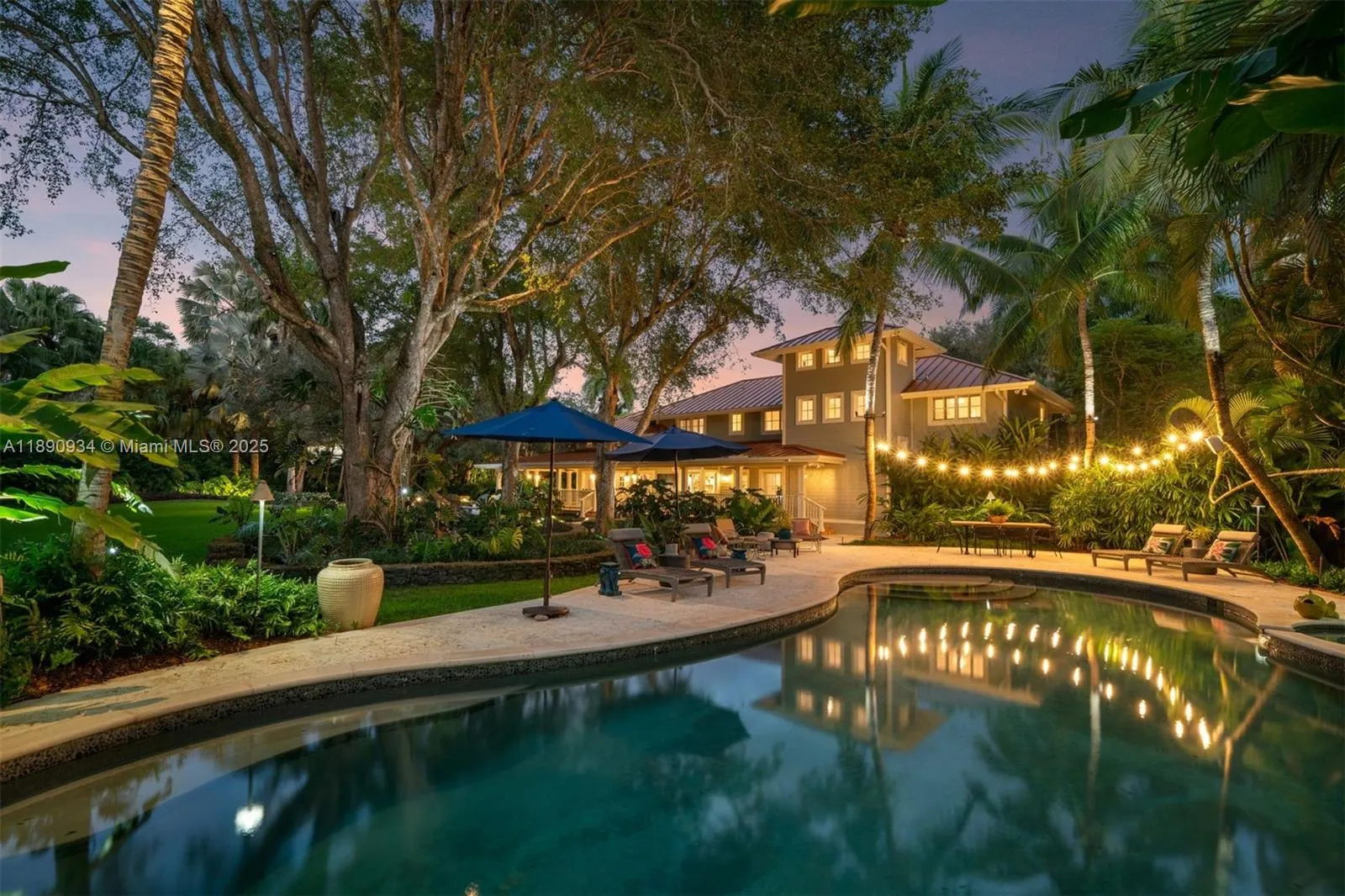 5400 Kerwood Oaks Dr