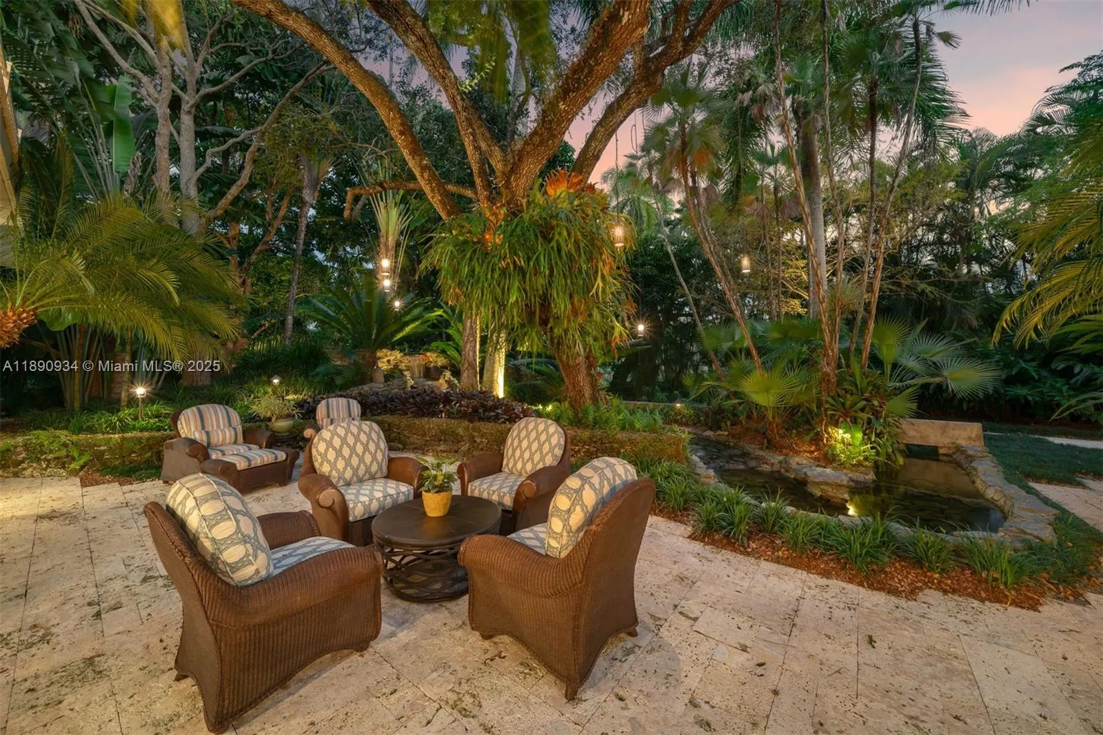 5400 Kerwood Oaks Dr