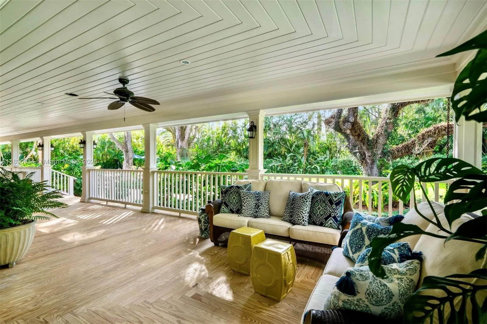 5400 Kerwood Oaks Dr