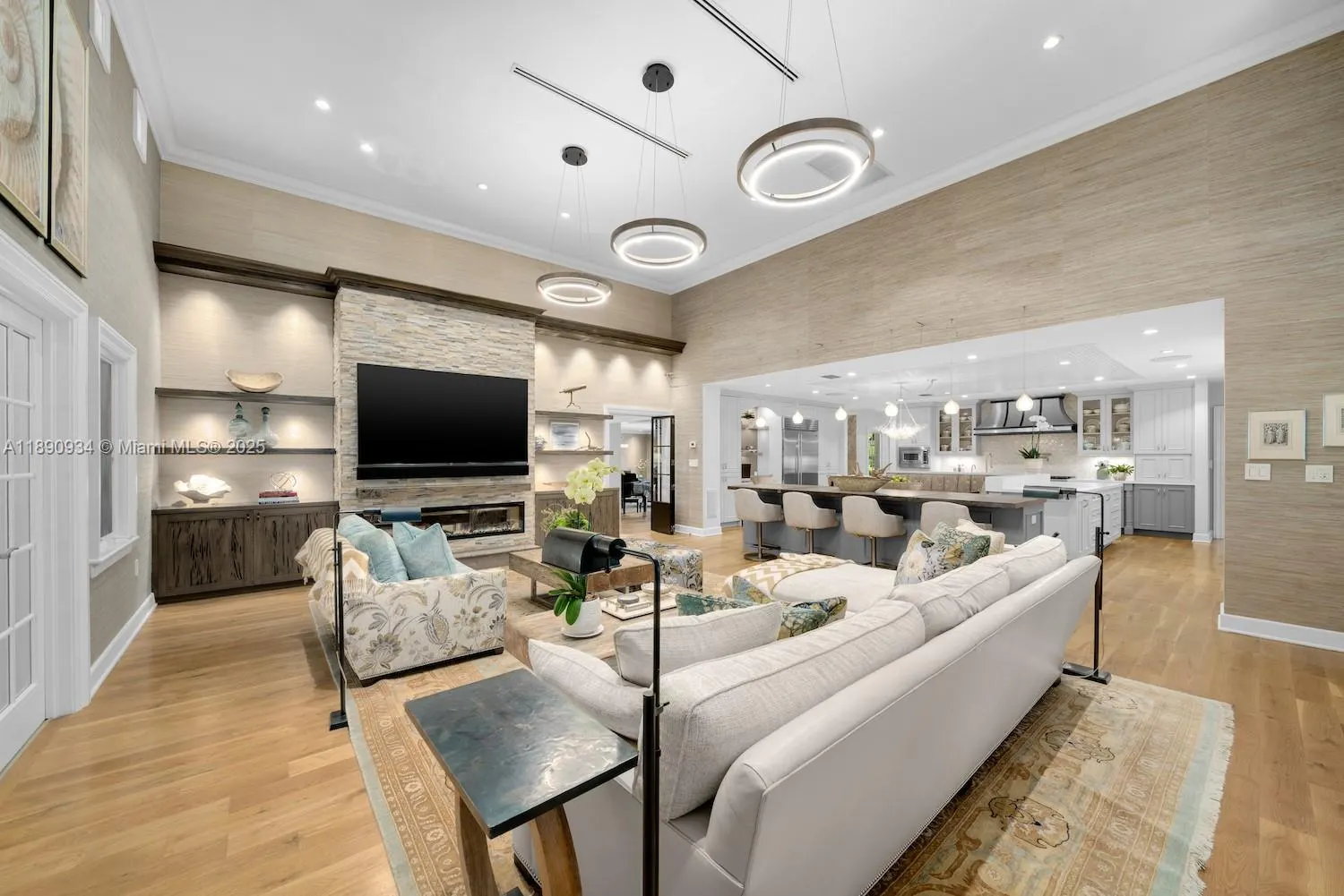 5400 Kerwood Oaks Dr