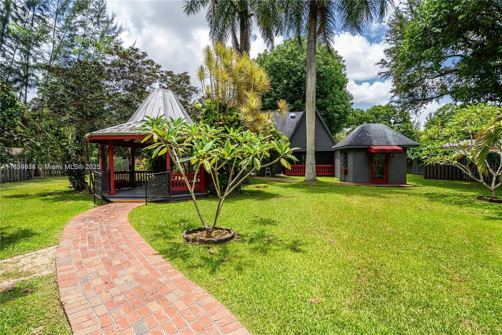 6031 SW 82nd Ave