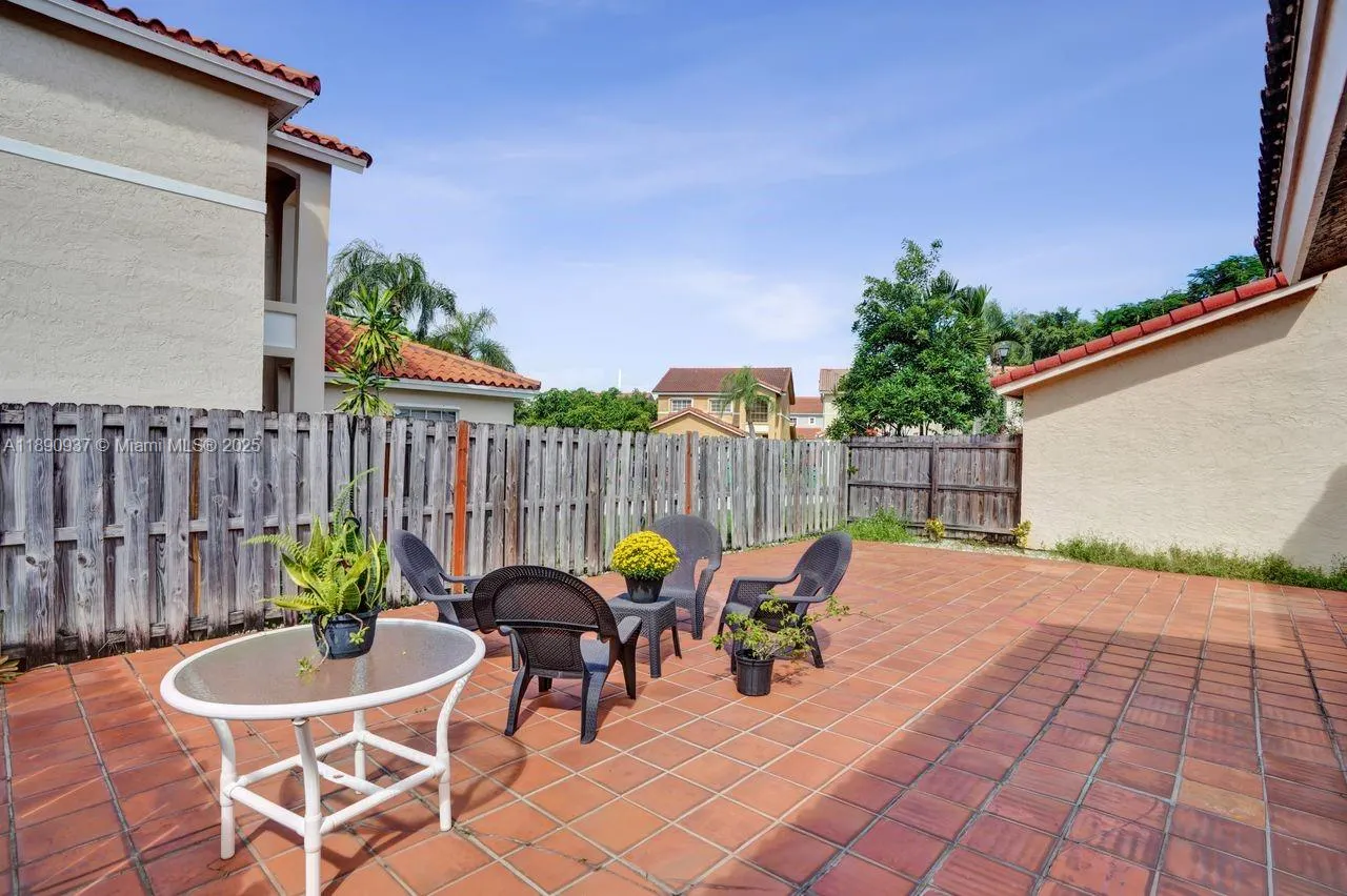 10190 SW 138th Ct