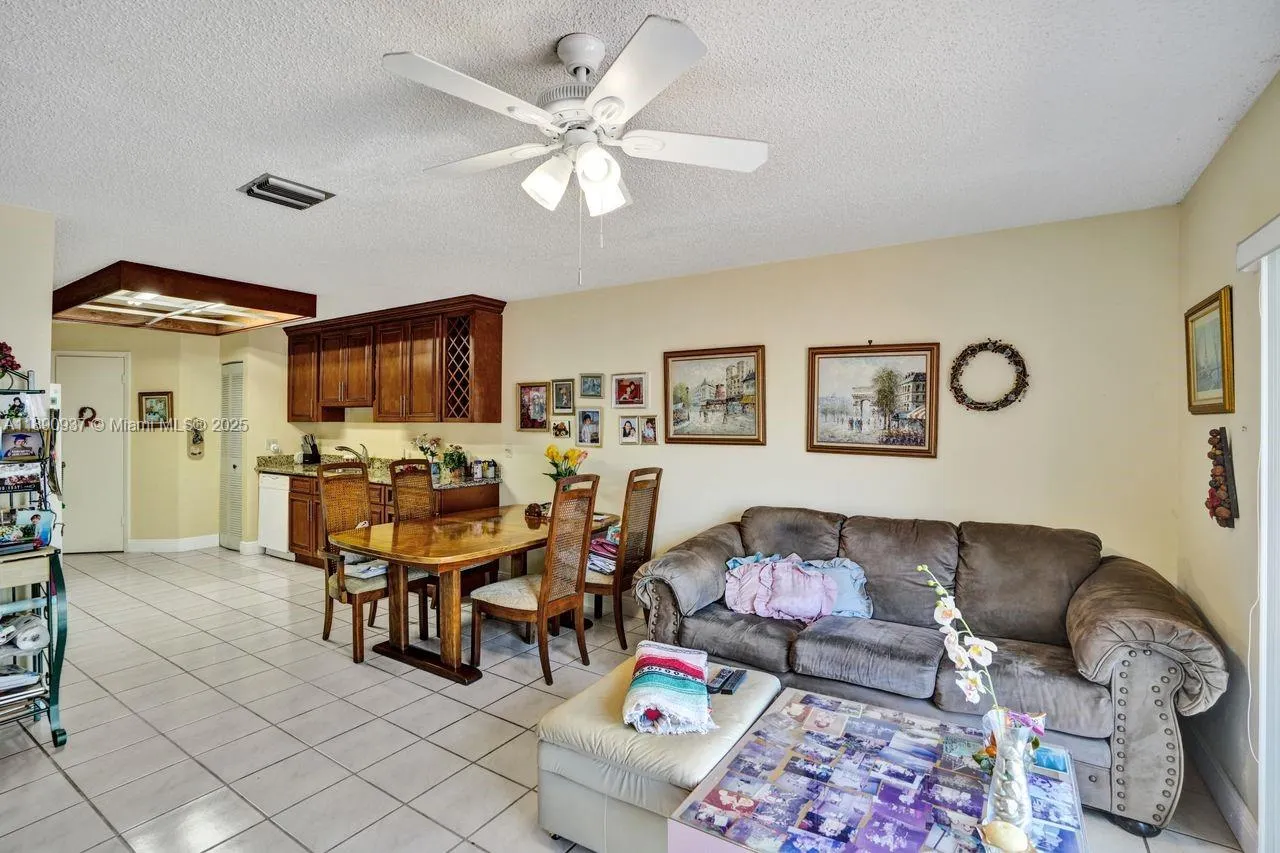 10190 SW 138th Ct