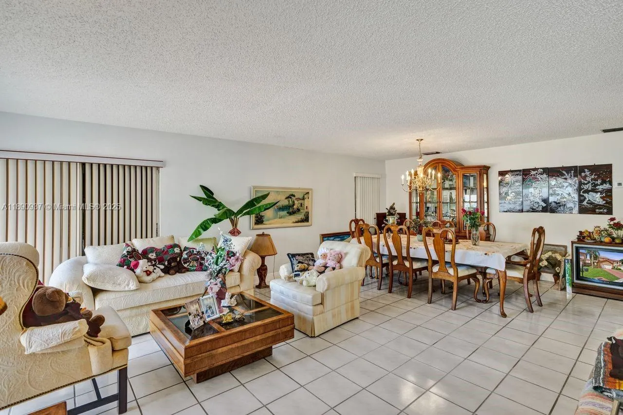 10190 SW 138th Ct