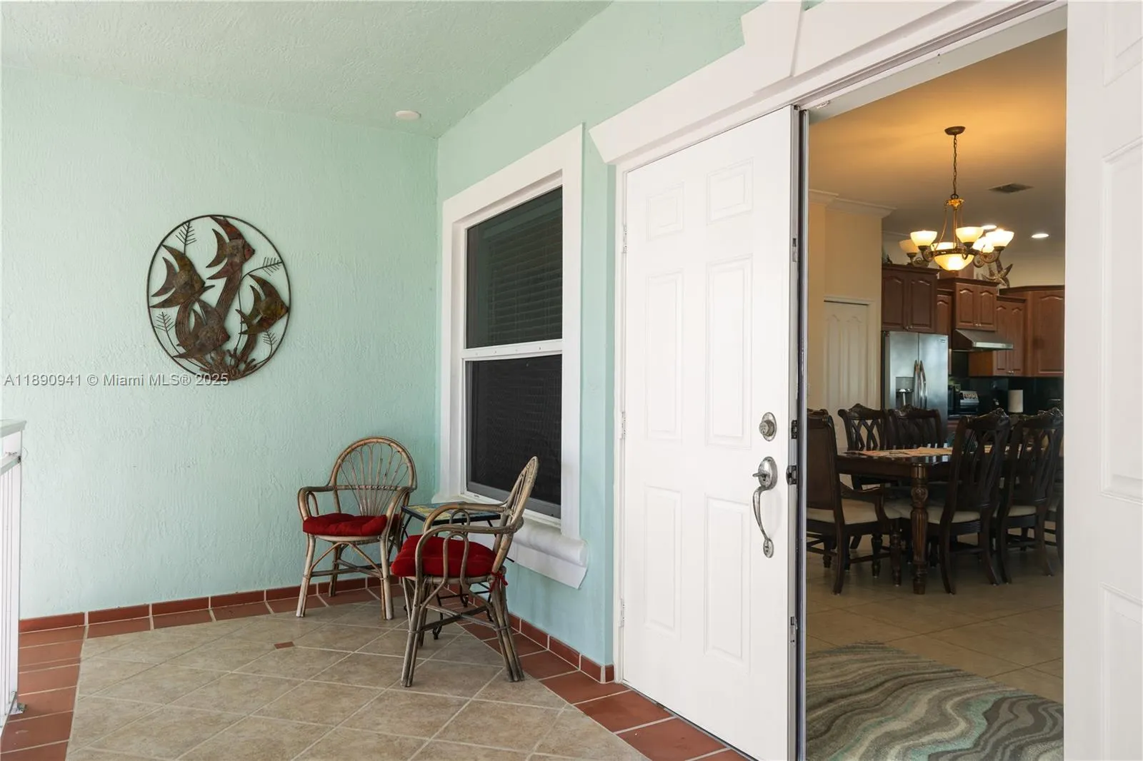 301 Oleander Dr