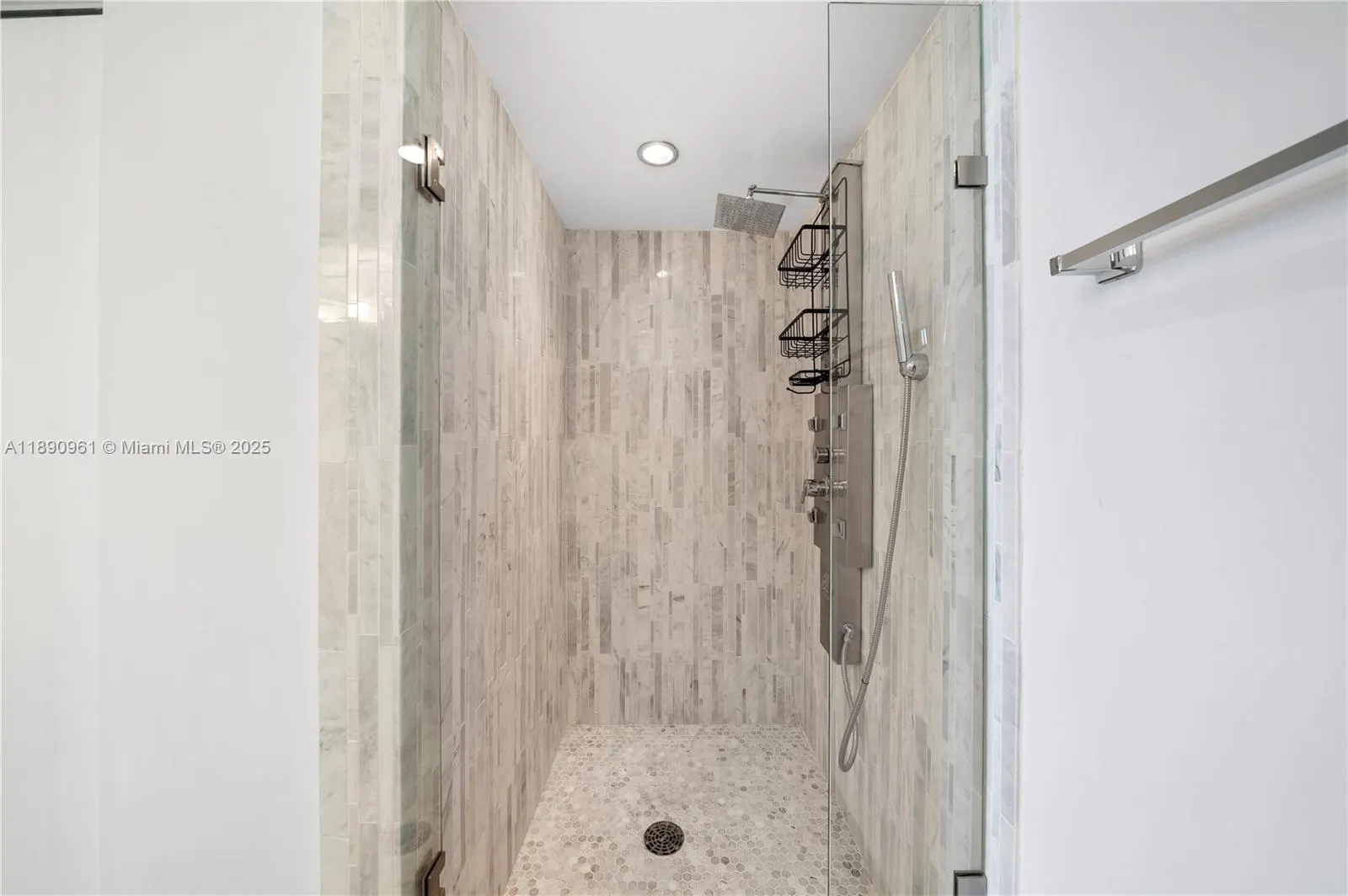 1900 Sunset Harbour Dr, #2315