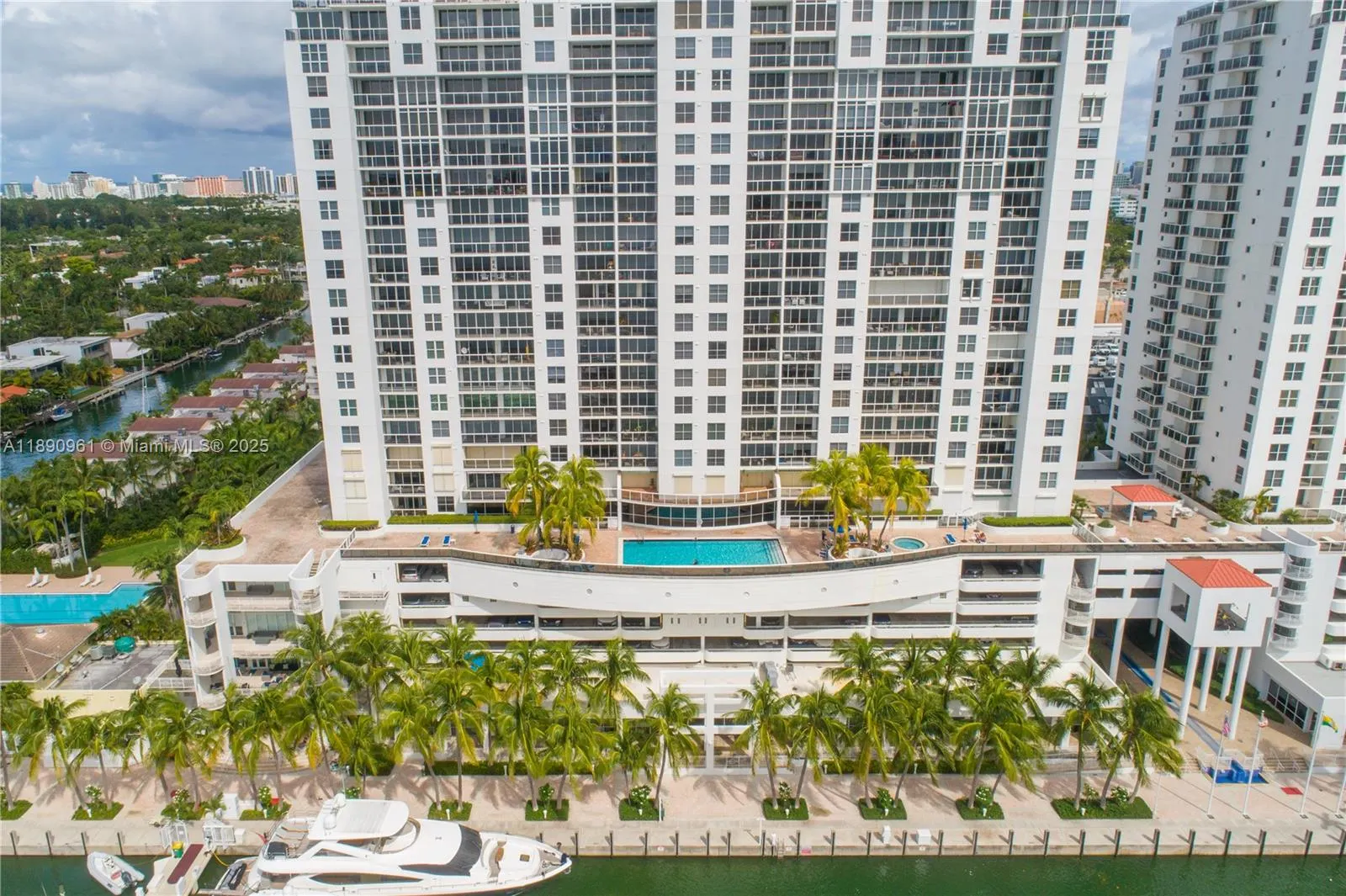 1900 Sunset Harbour Dr, #2315