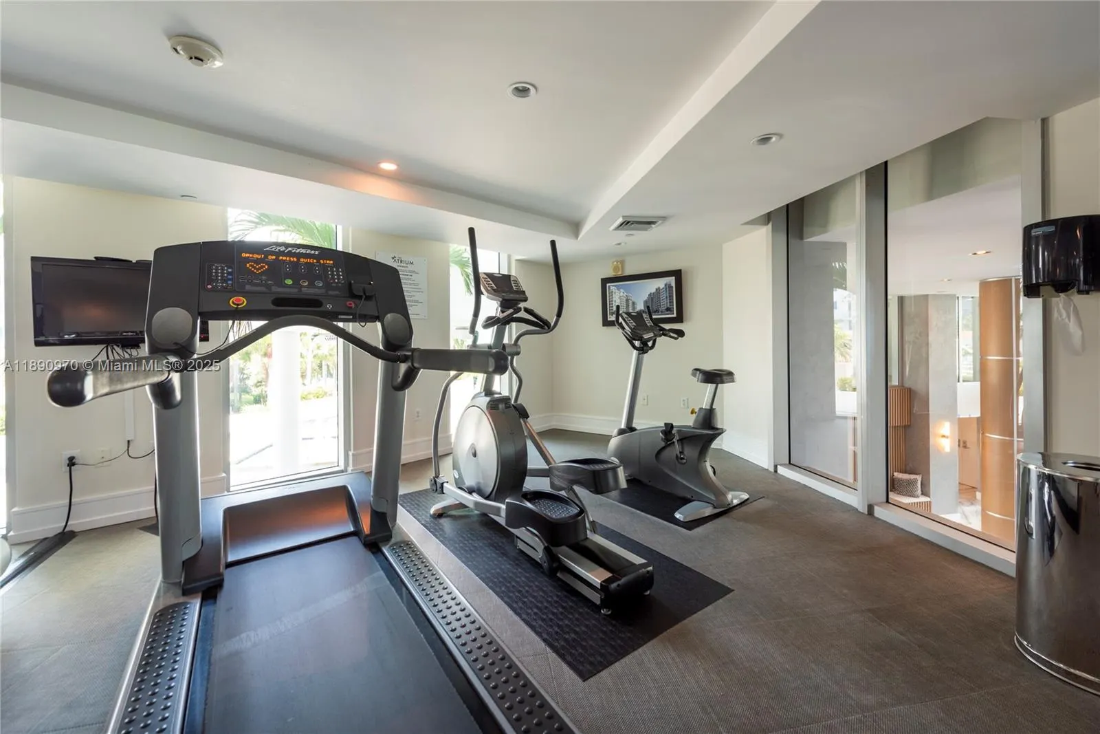 3131 NE 188th St, #2-808