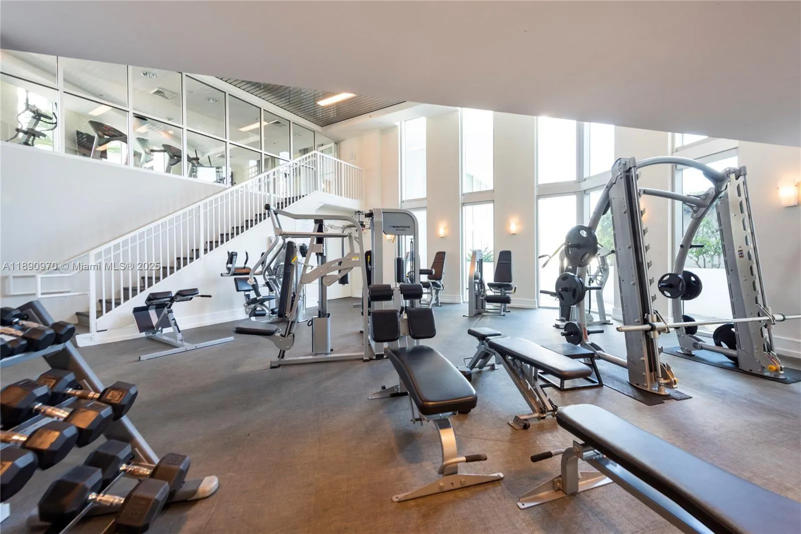 3131 NE 188th St, #2-808