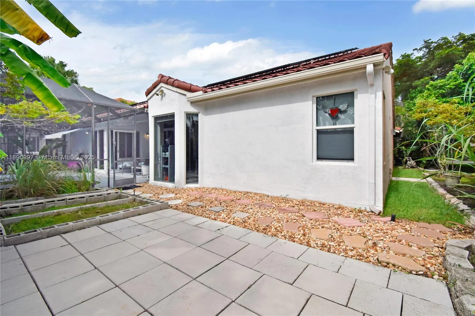 523 Stonemont Dr