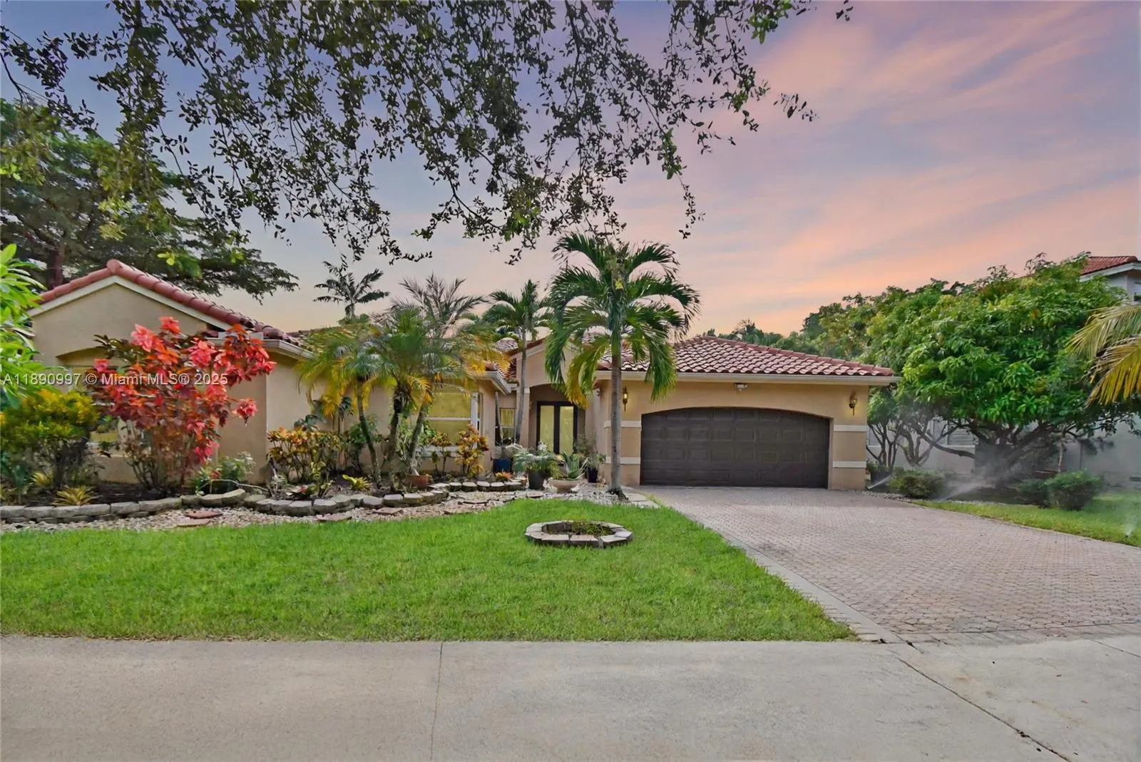 523 Stonemont Dr