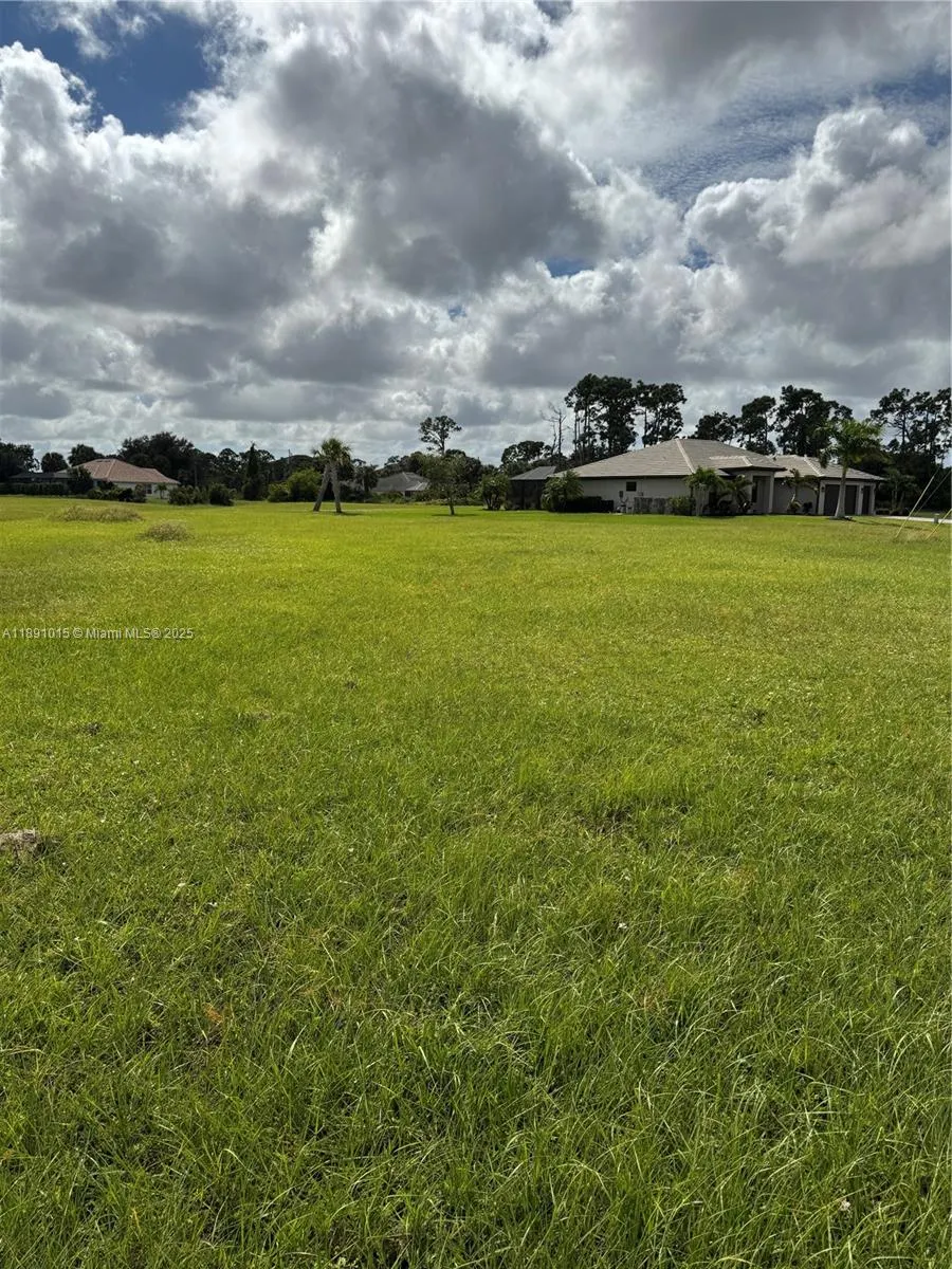 24368 PENHOLLOW