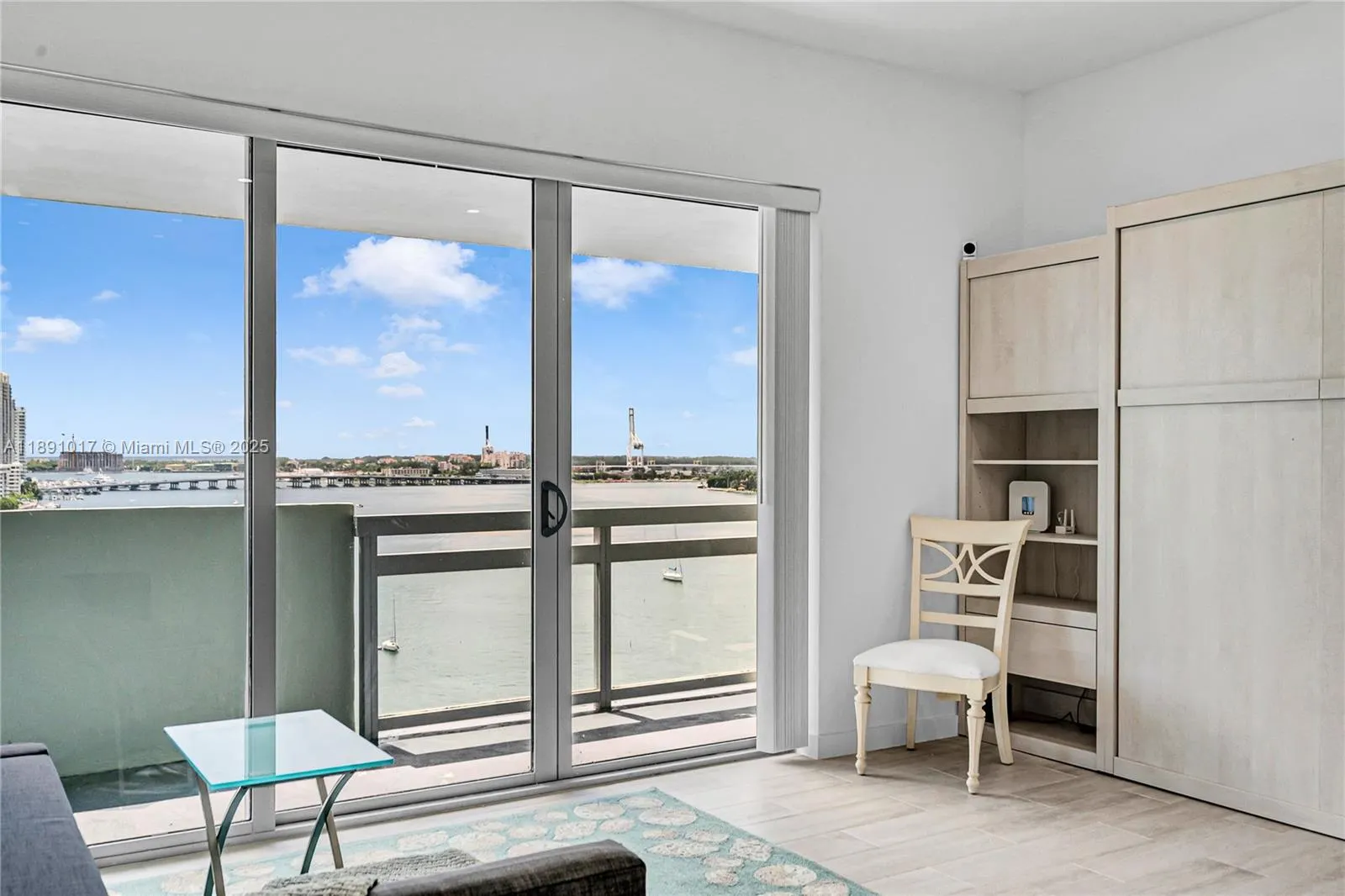 1500 W Bay Rd, #1536S