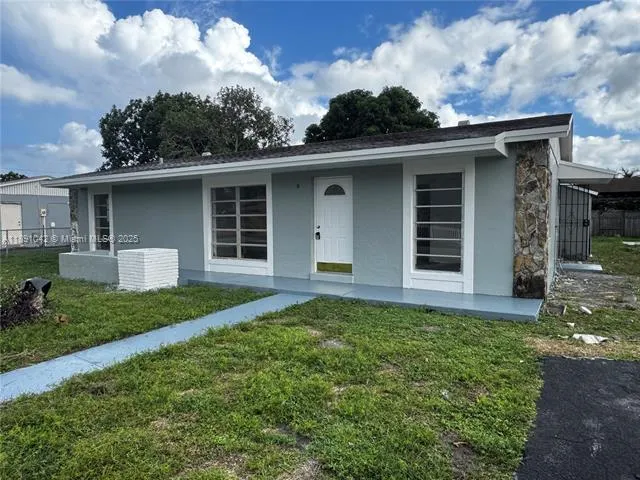 4254 NW 201st St