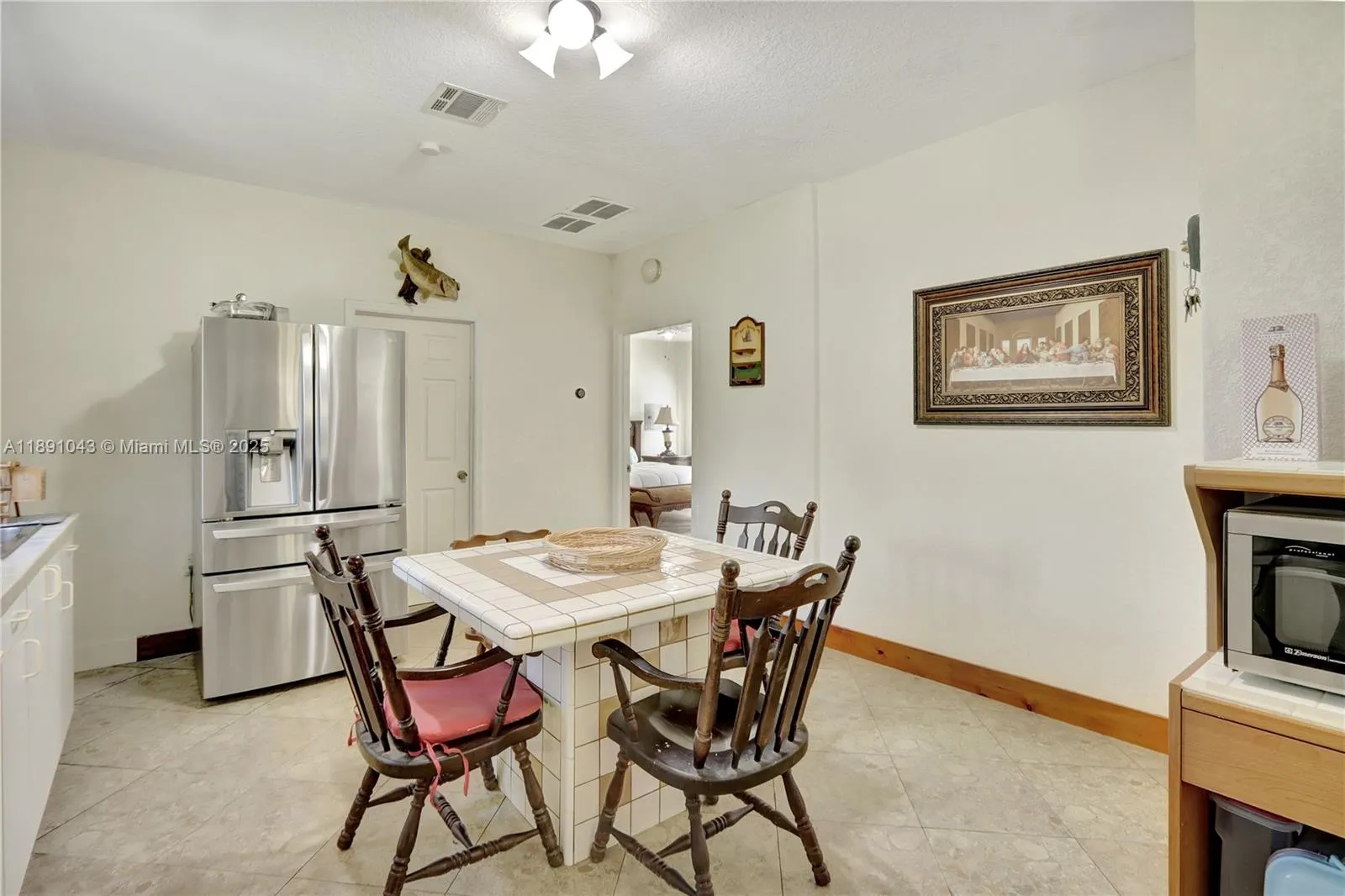 227 Hunting Club Ave